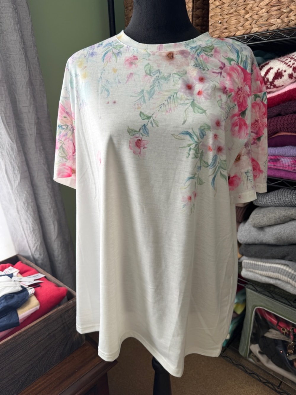 Women's Floral Short-Sleeve Tee